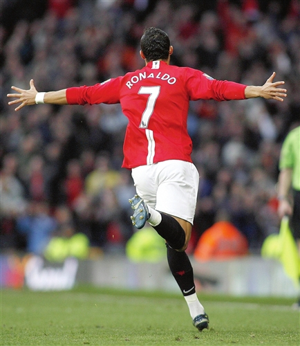 足球评论员 足球评论员