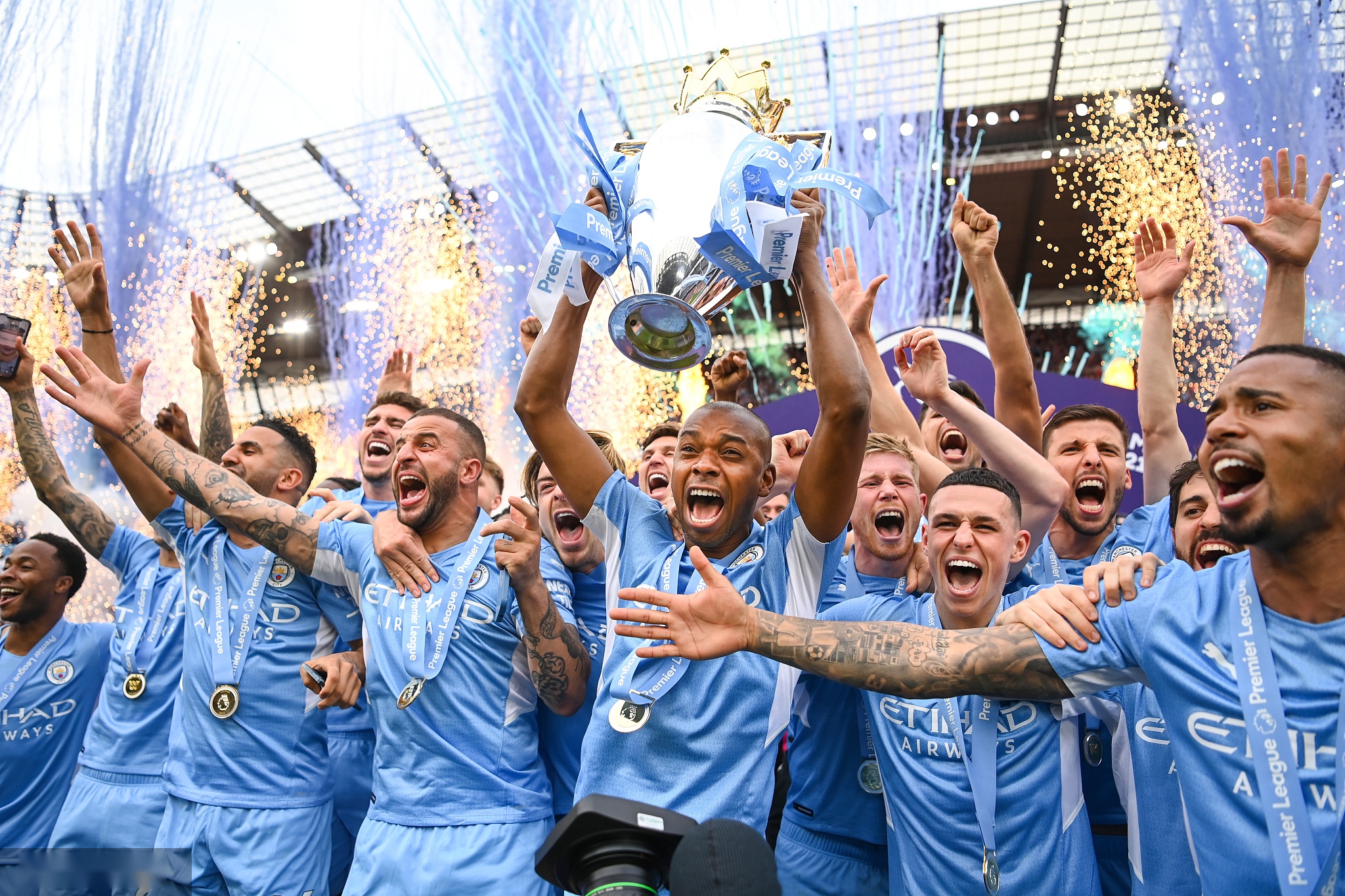 支持团队共 支持团队共